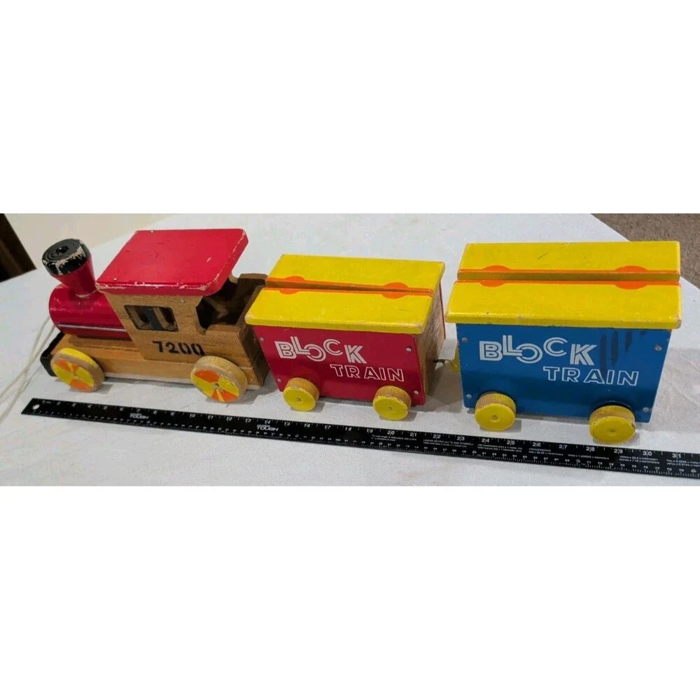 Vintage Wooden Toy Train Pull Toy 3 Cars 30 In.